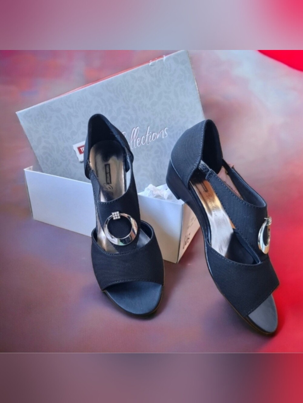 🆕Women’s Black Open-Toe Dress Sandals with Silver Ring & Clear Crystal Accents